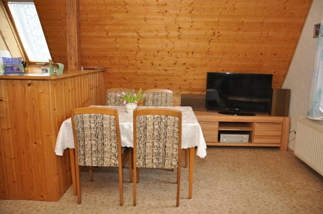 Ferienwohnung Neubert ヴォルケンシュタイン エクステリア 写真